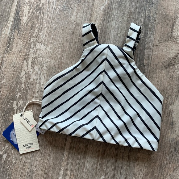 🔥🔥BILLABONG - ISLAND HI NECK BIKINI TOP🔥🔥 - Picture 7 of 8